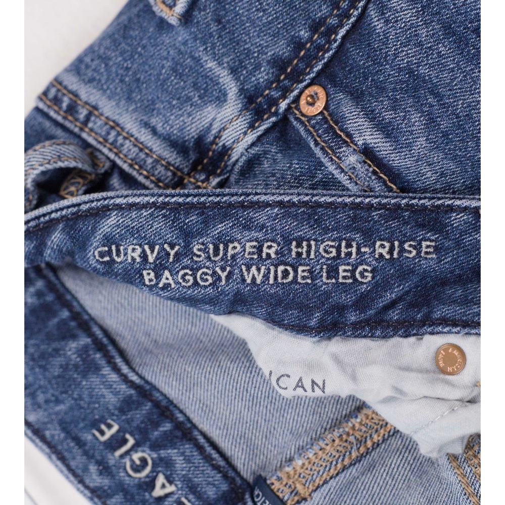 AMERICAN EAGLE Curvy Super High-Rise Baggy Wide Leg Jeans Medium Wash 12 Short - Picture 9 of 10